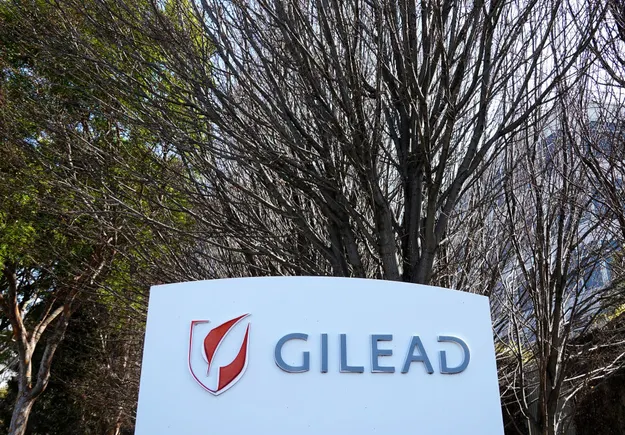 Gilead expands HIV portfolio; cell therapy licensing hits new low